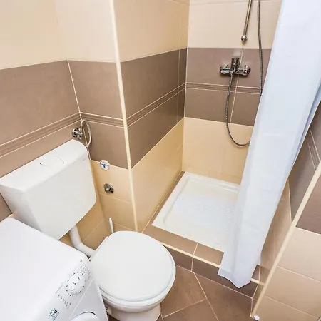 Apartament 1 Bedroom Gorgeous In *