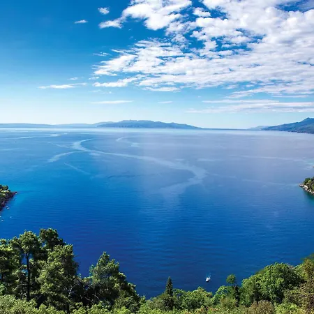 Apartament 1 Bedroom Gorgeous In Opatija